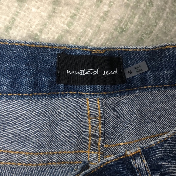 ACID WASH DISTRESS HIGH WAISTED SHORTS - Picture 4 of 6